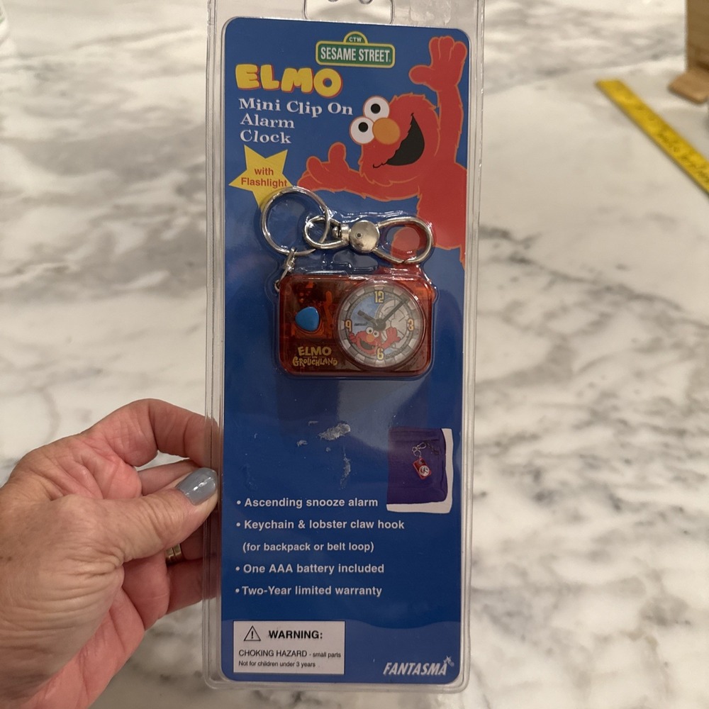 1999  Elmo MINI CLIP-ON ALARM CLOCK FLASHLIGHT Clip On BACKPACK Belt Loop NOS